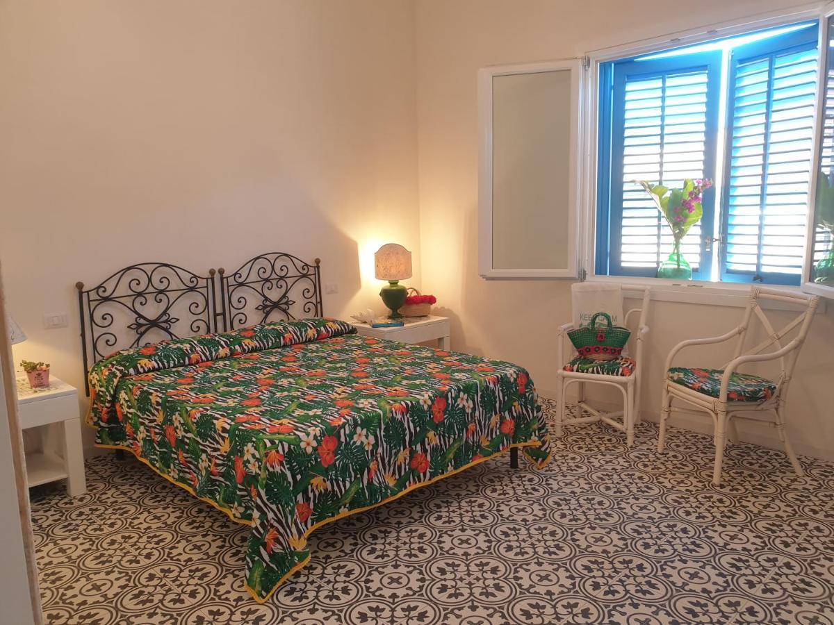Dimora Quattro Vanelle Φαβινιάνα Εξωτερικό φωτογραφία